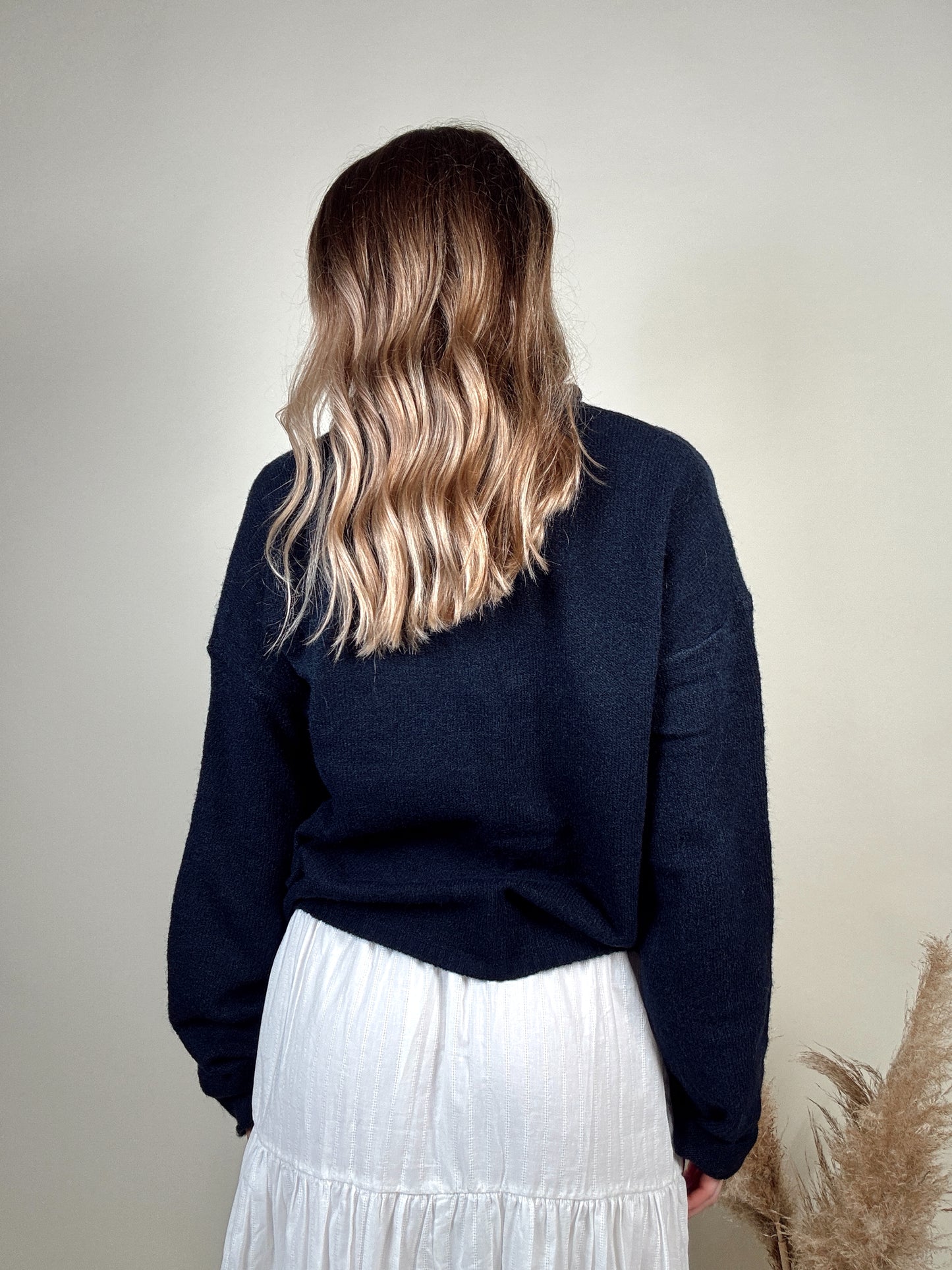 Nola Henley Pullover - Navy Blue