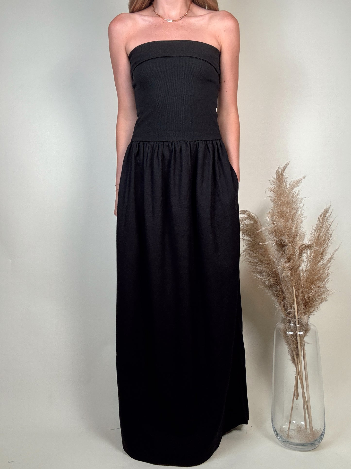 Remi Ribbed Linen Dress - Black