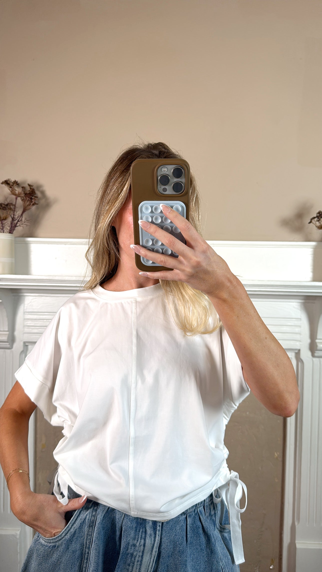 Side Scrunch Tee - White