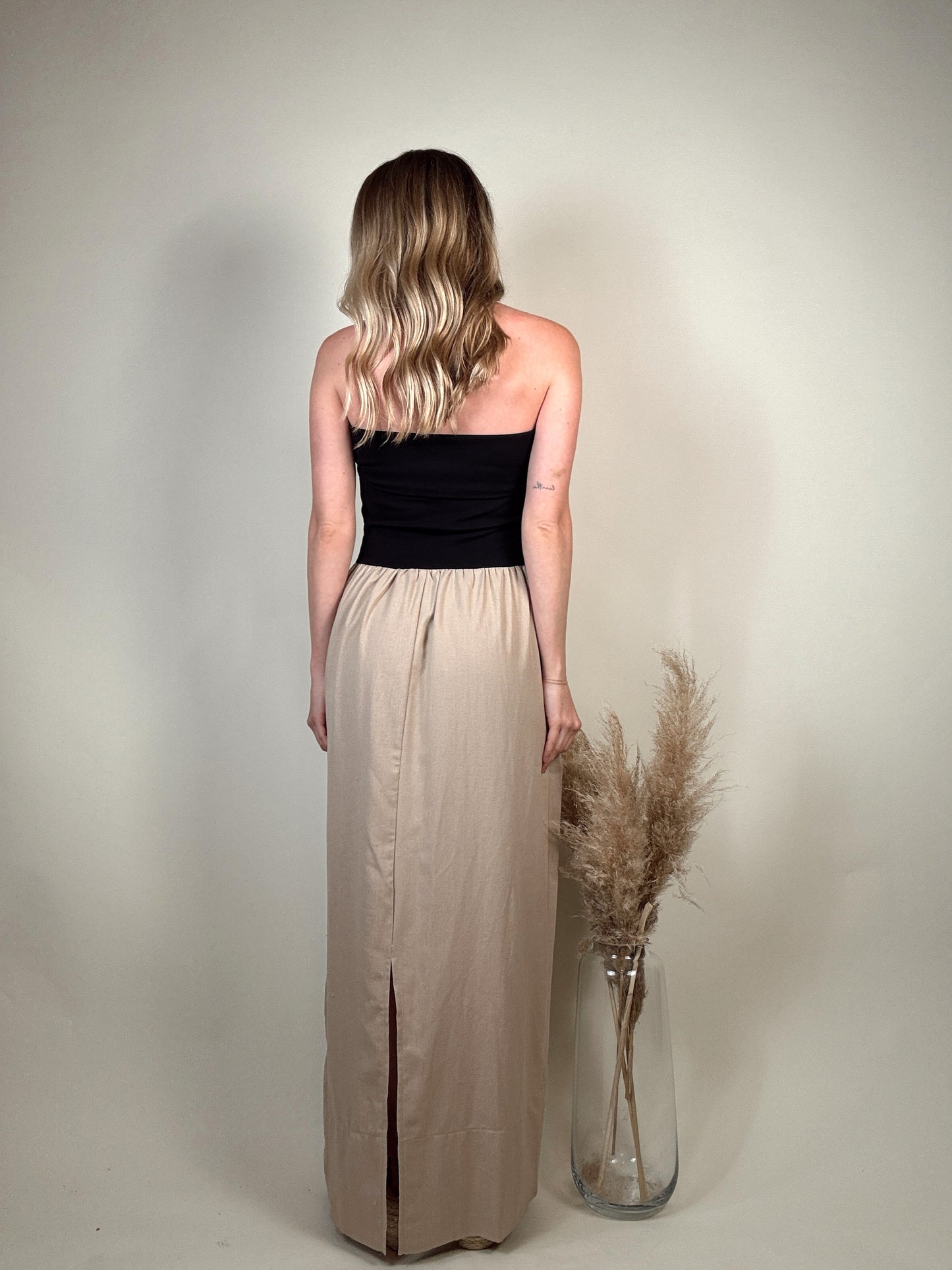 Remi Ribbed Linen Dress - Black PREORDER END OF APRIL