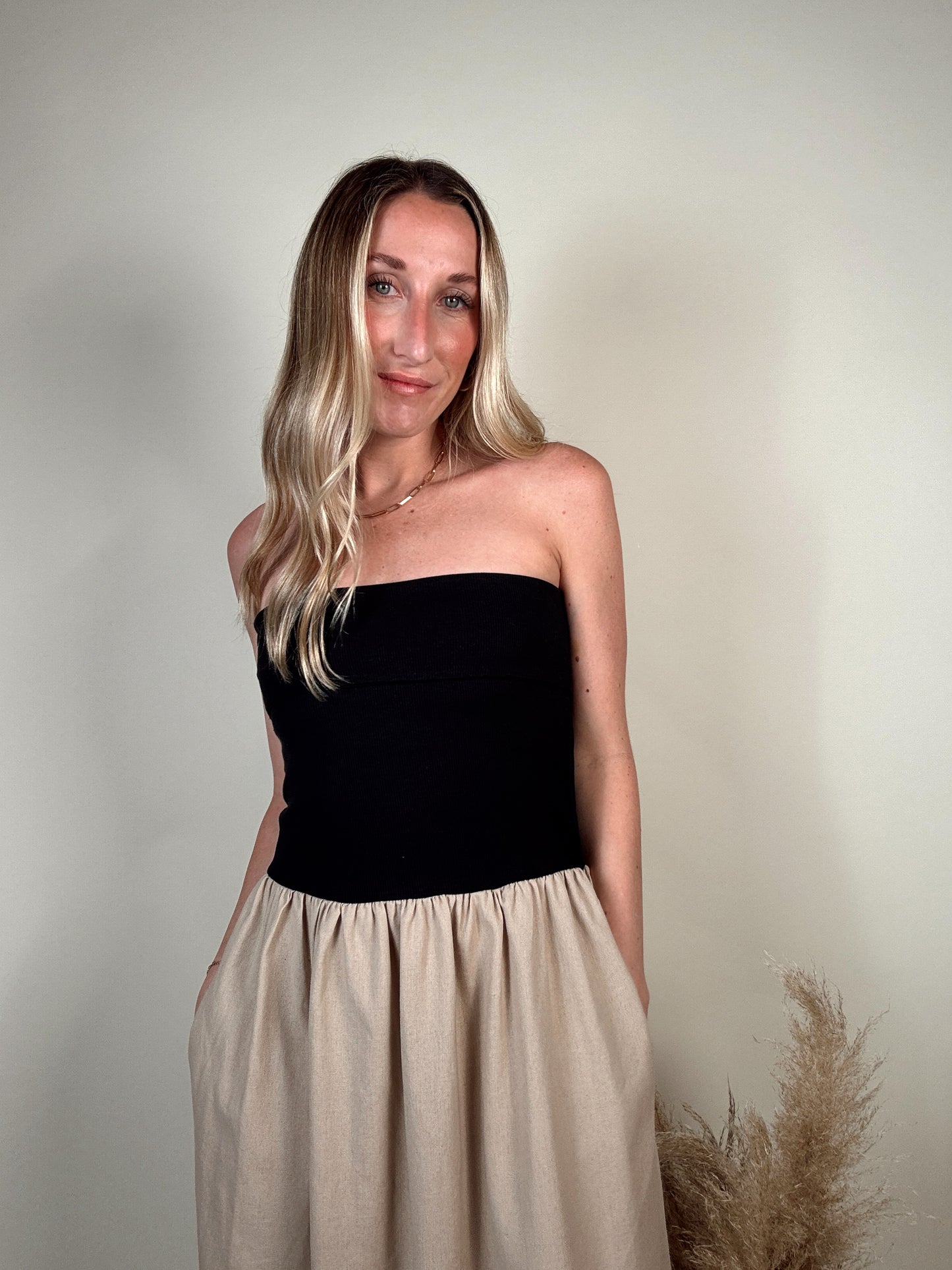 Remi Ribbed Linen Dress - Black PREORDER END OF APRIL