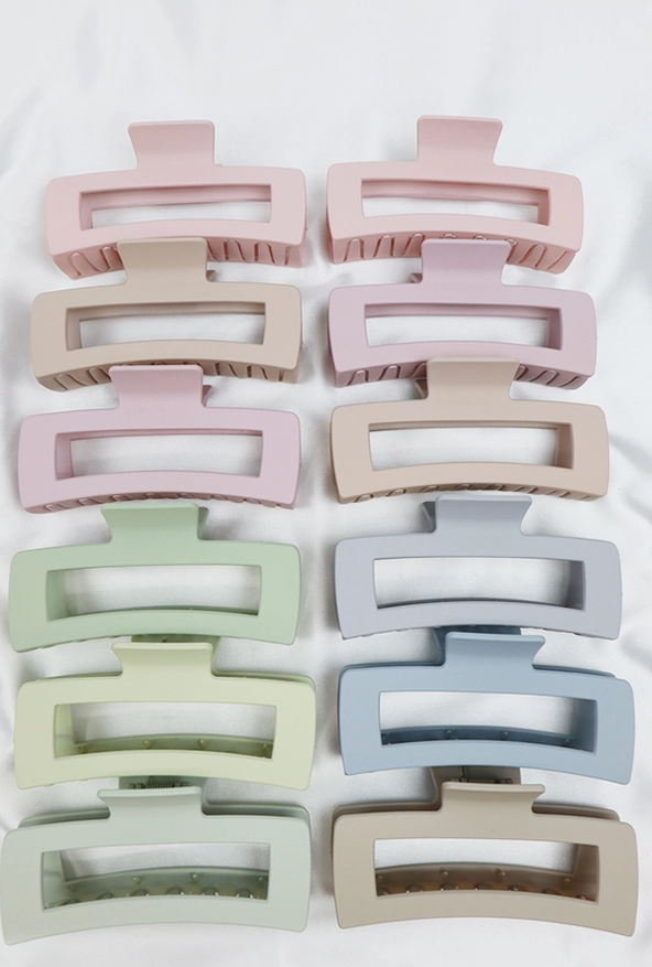 Matte Jumbo Cut Out Rectangle Hair Claw