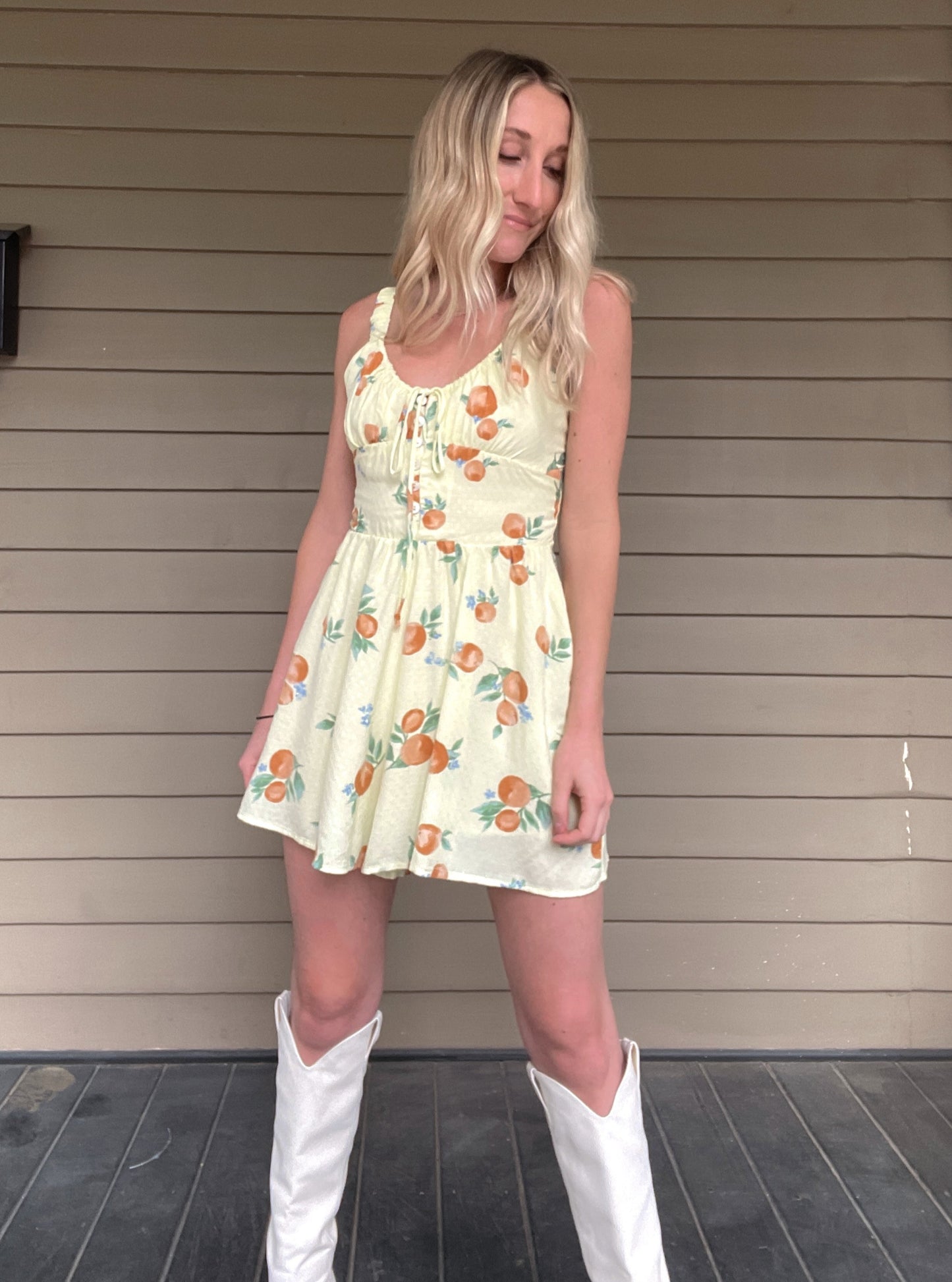 Mimosa Moment Romper - Lemon Wide leg romper with fitted bust detail Collared neck line Pockets 100% Rayon Color: Lemon This bright and vibrant Mimosa Moment Romper is perfect for summer days. Crafted from breathable light fabric, it is sure to keep you cool and comfortable all day long. The bold yellow hue adds a cheerful note to any wardrobe.