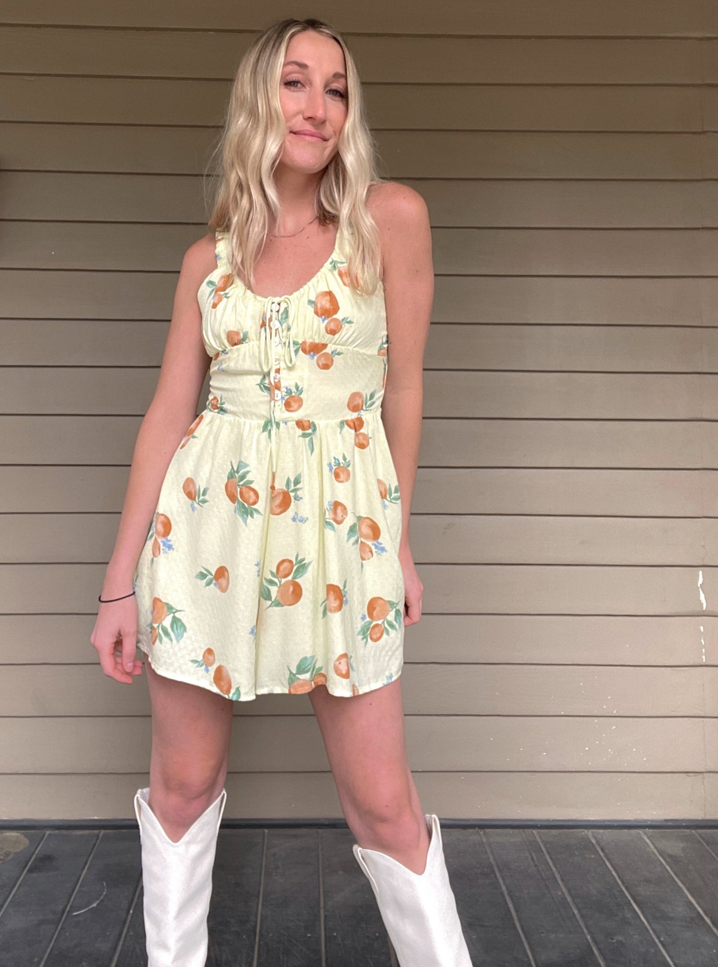 Mimosa Moment Romper - Lemon Wide leg romper with fitted bust detail Collared neck line Pockets 100% Rayon Color: Lemon This bright and vibrant Mimosa Moment Romper is perfect for summer days. Crafted from breathable light fabric, it is sure to keep you cool and comfortable all day long. The bold yellow hue adds a cheerful note to any wardrobe.