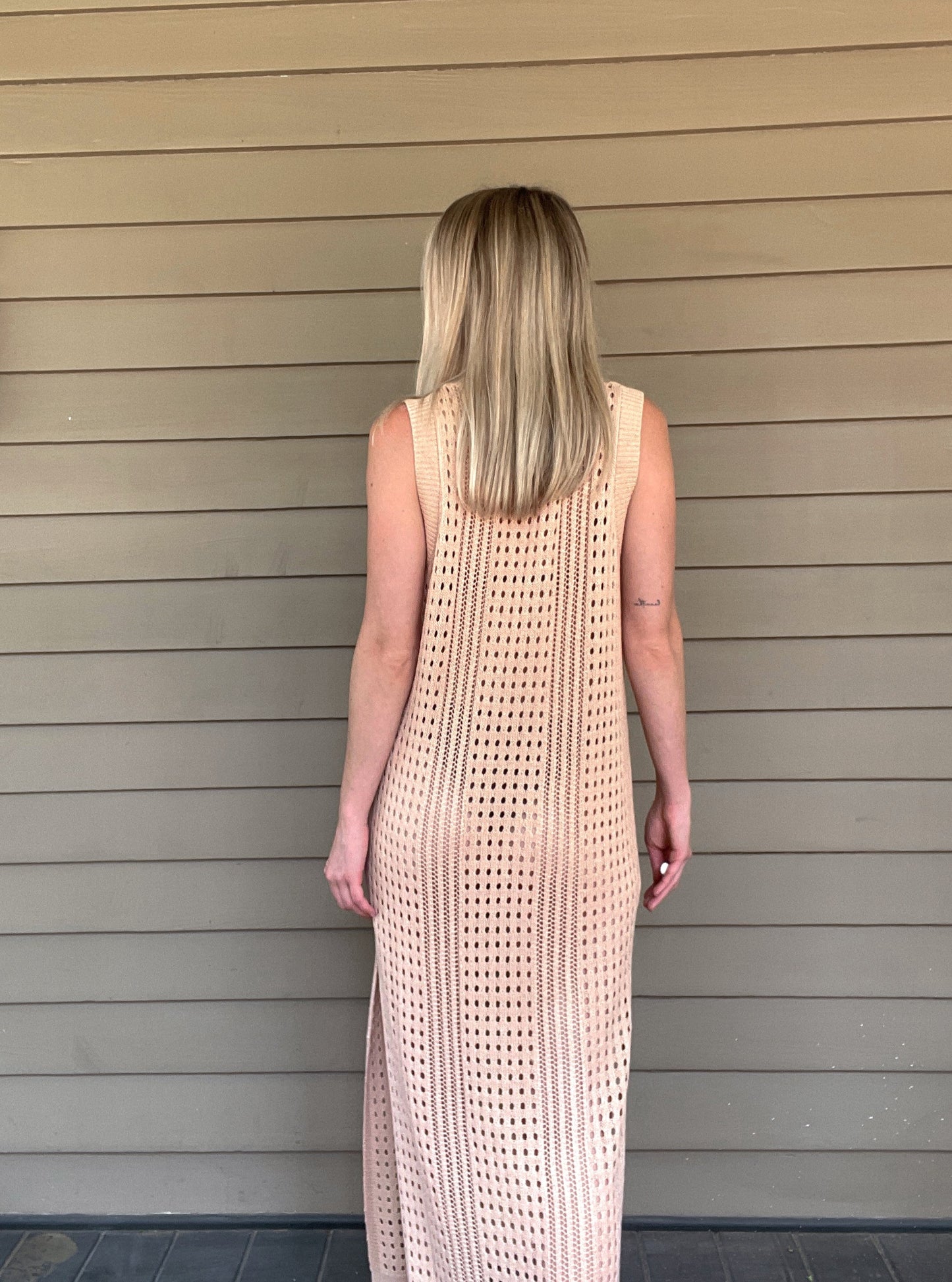 Paradise Cove Crochet Midi Dress - Blush Sleeveless crochet midi dress Perfect bathing suit cover up 100% Acrylic Color: Blush This Paradise Cove Crochet Midi Dress is perfect for summer days. Crafted with high-quality crochet, it features an elegant design that's timeless and stylish. With its lightweight fabric, you'll stay cool and comfortable all day. Look beautiful in this must-have dress.