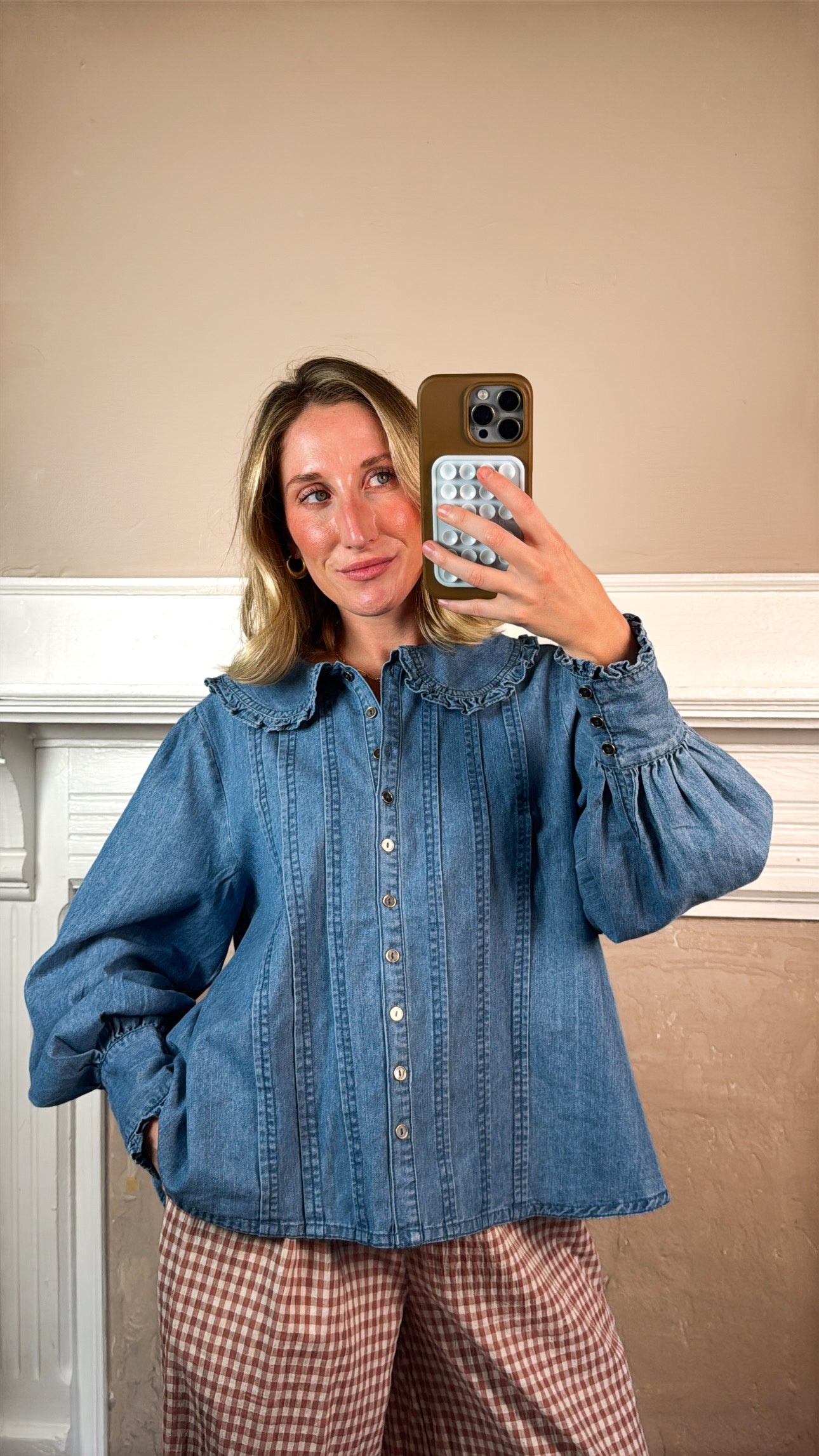 Frida Ruffle Collar Blouse