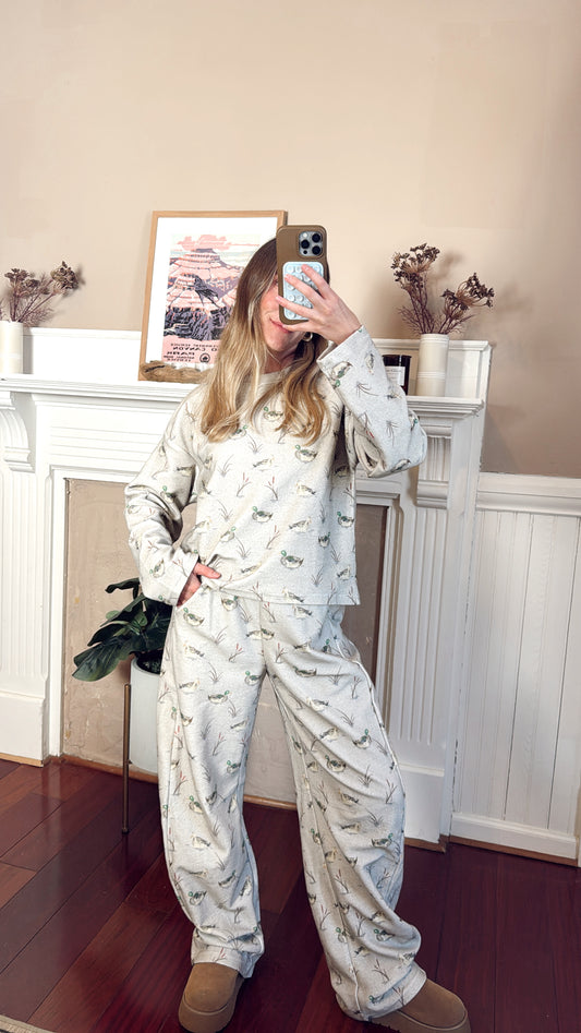 Duck Top and Pants Sweat Set