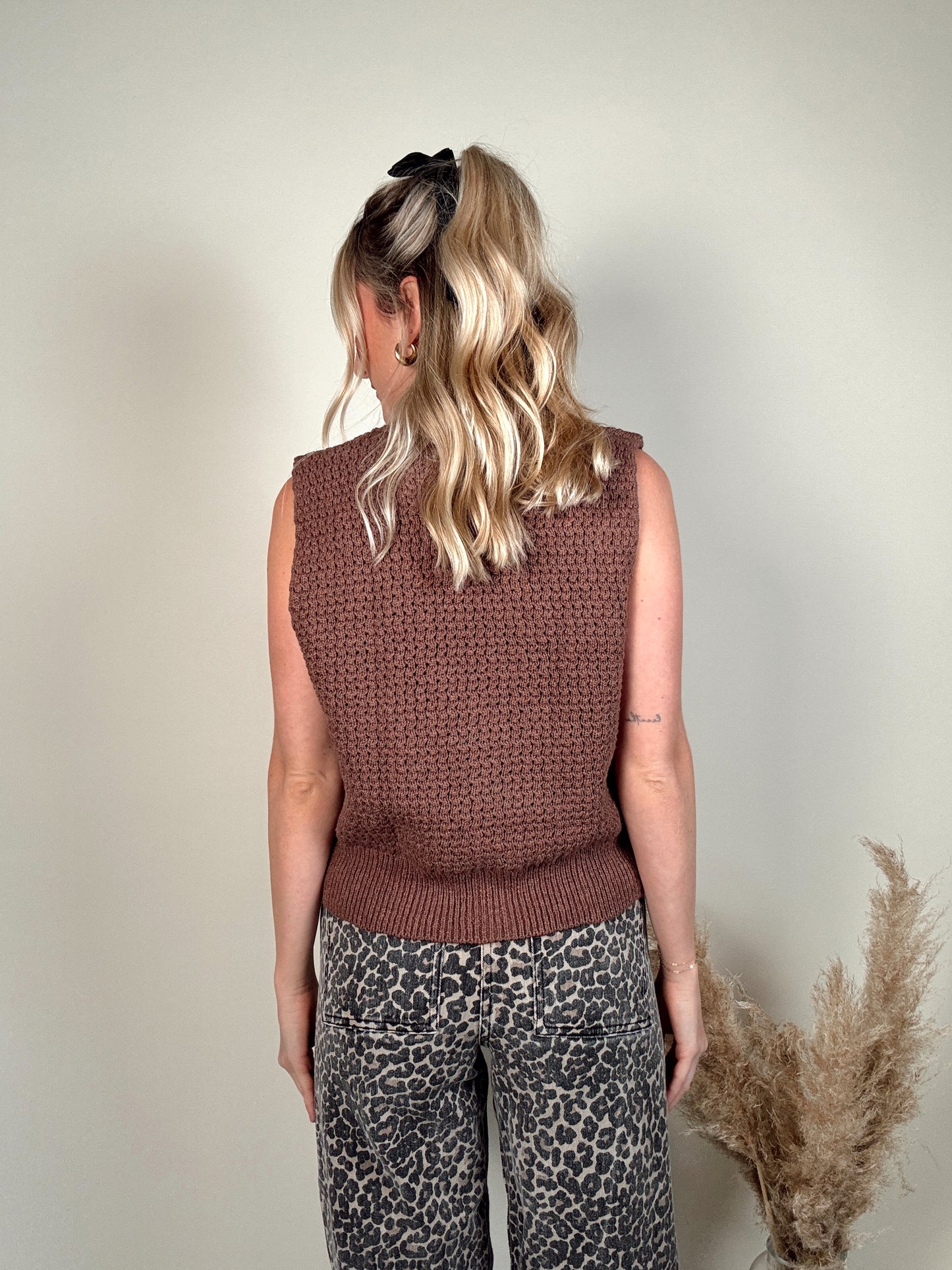 Zoe Sweater Vest - Brown