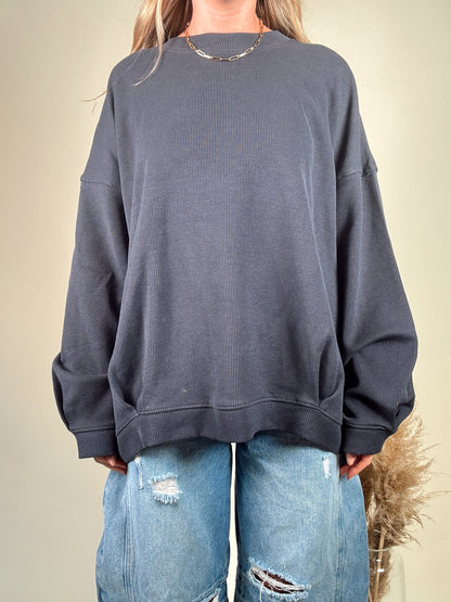 Around Town Crew Pullover - Navy