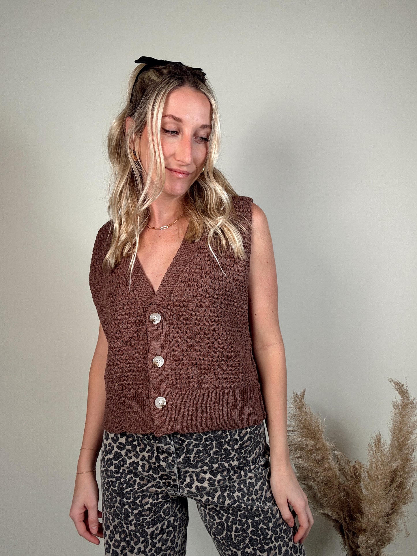 Zoe Sweater Vest - Brown