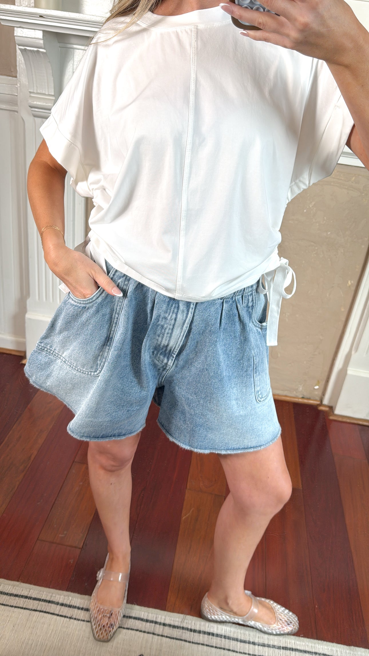 Side Scrunch Tee - White