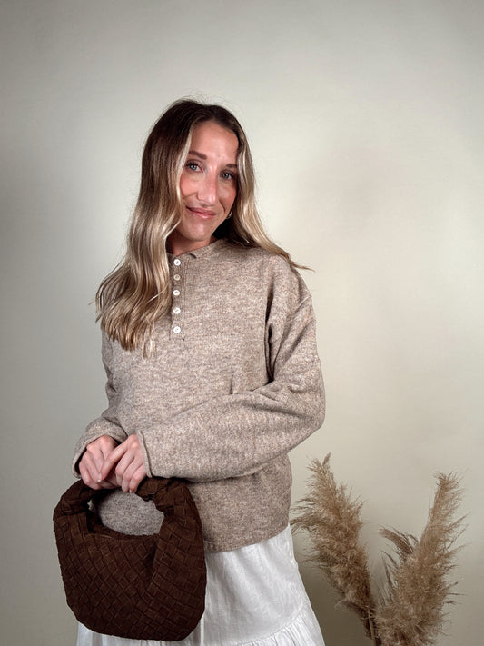 Nola Henley Pullover - Mocha