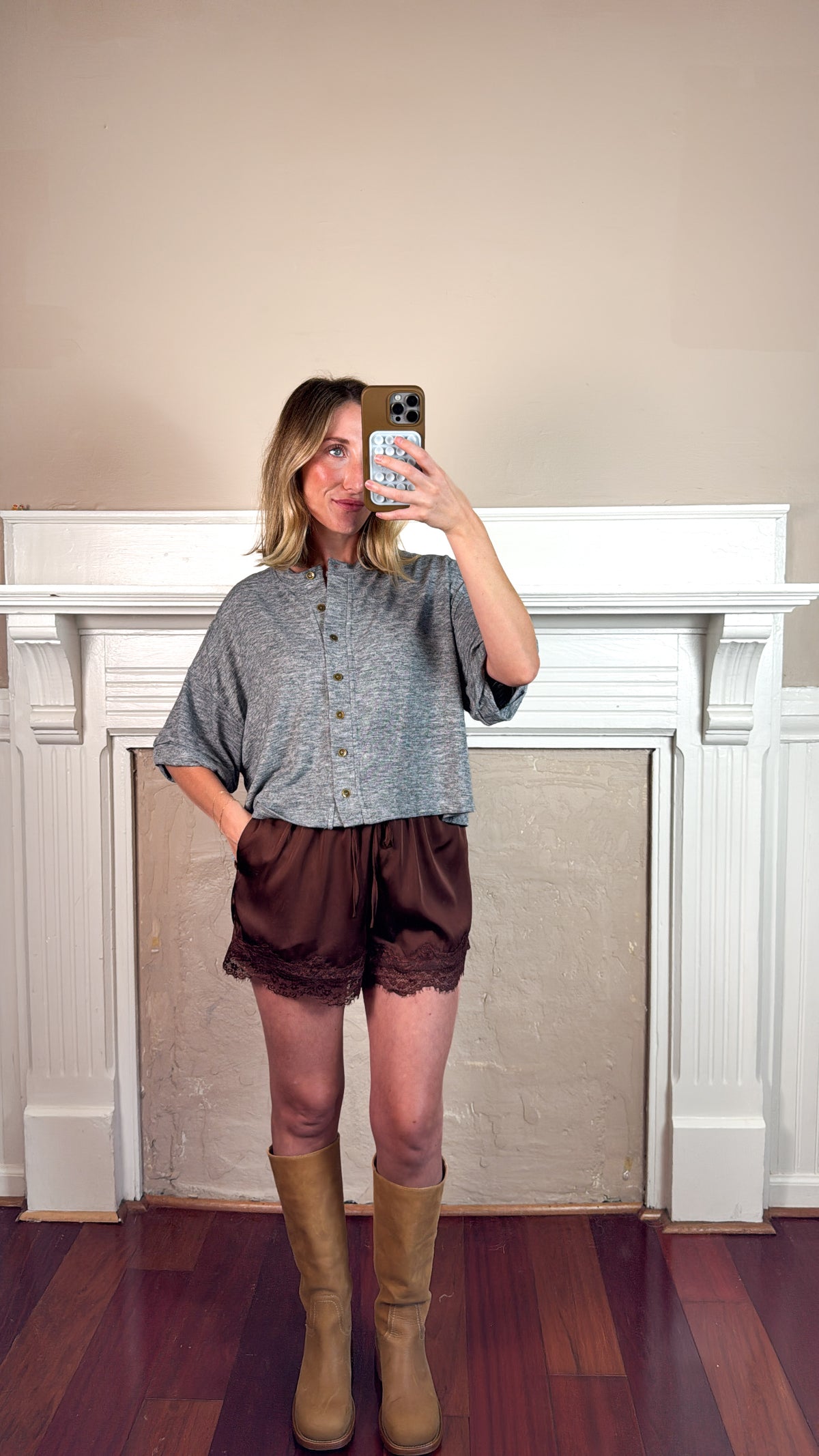 Short Sleeve Button Knit Top