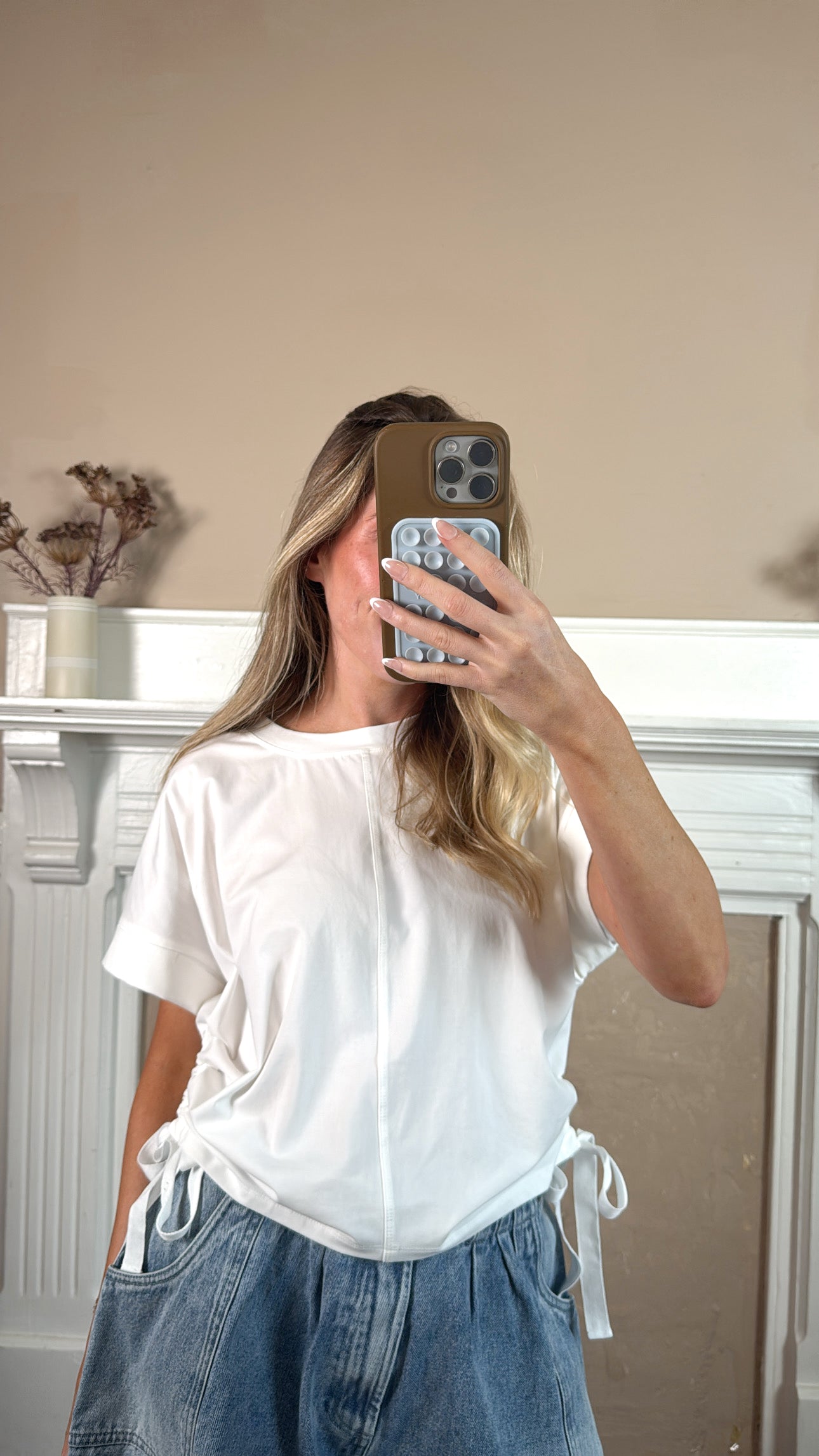 Side Scrunch Tee - White