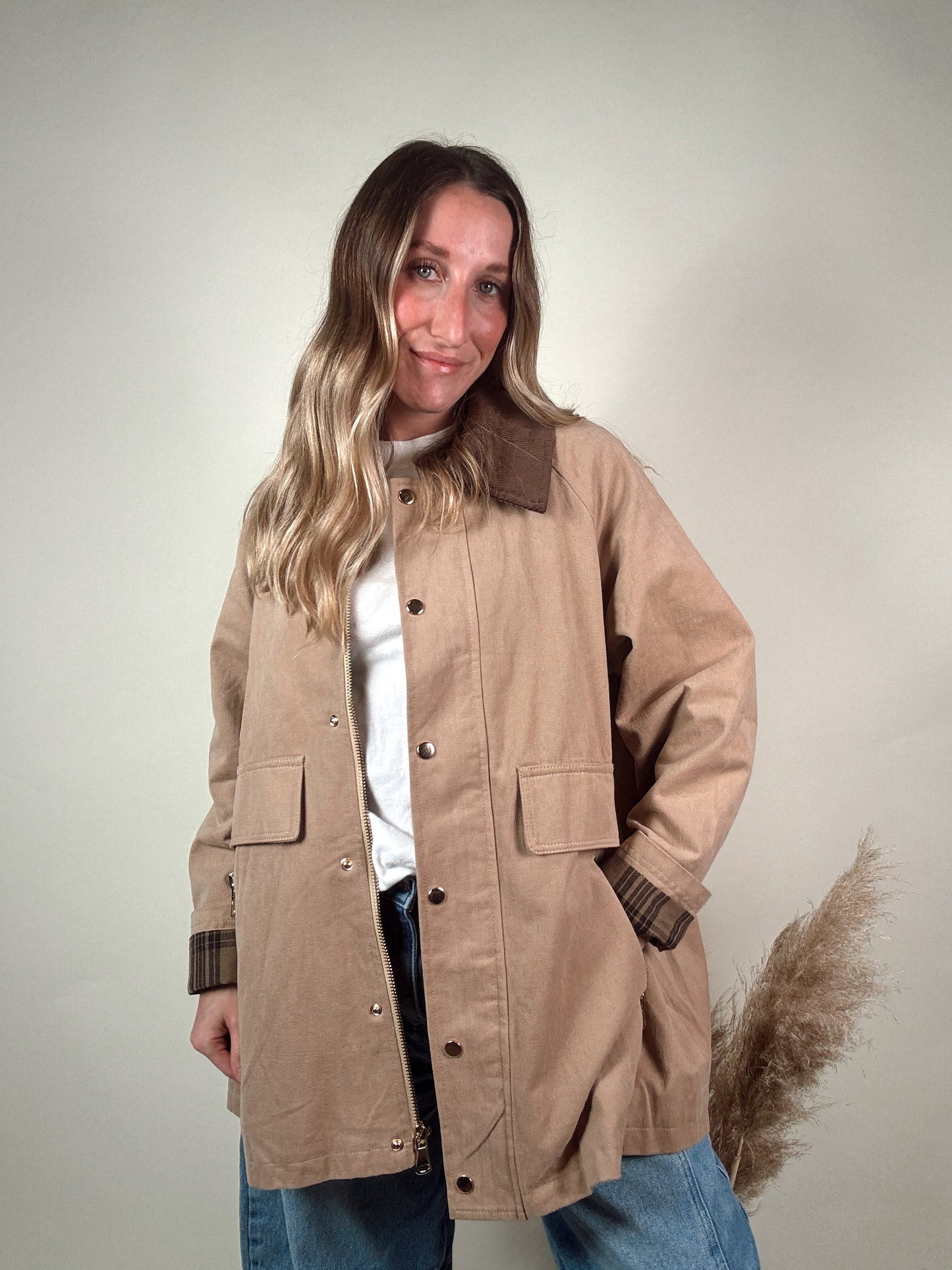November Barn Jacket - Beige