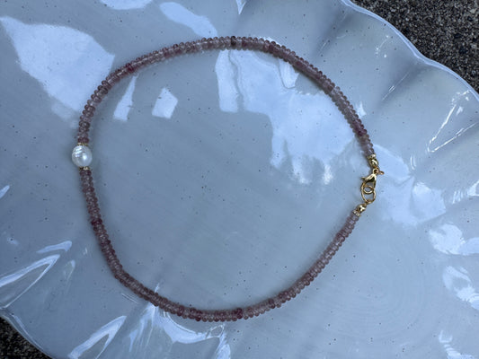 dainty pearl necklace