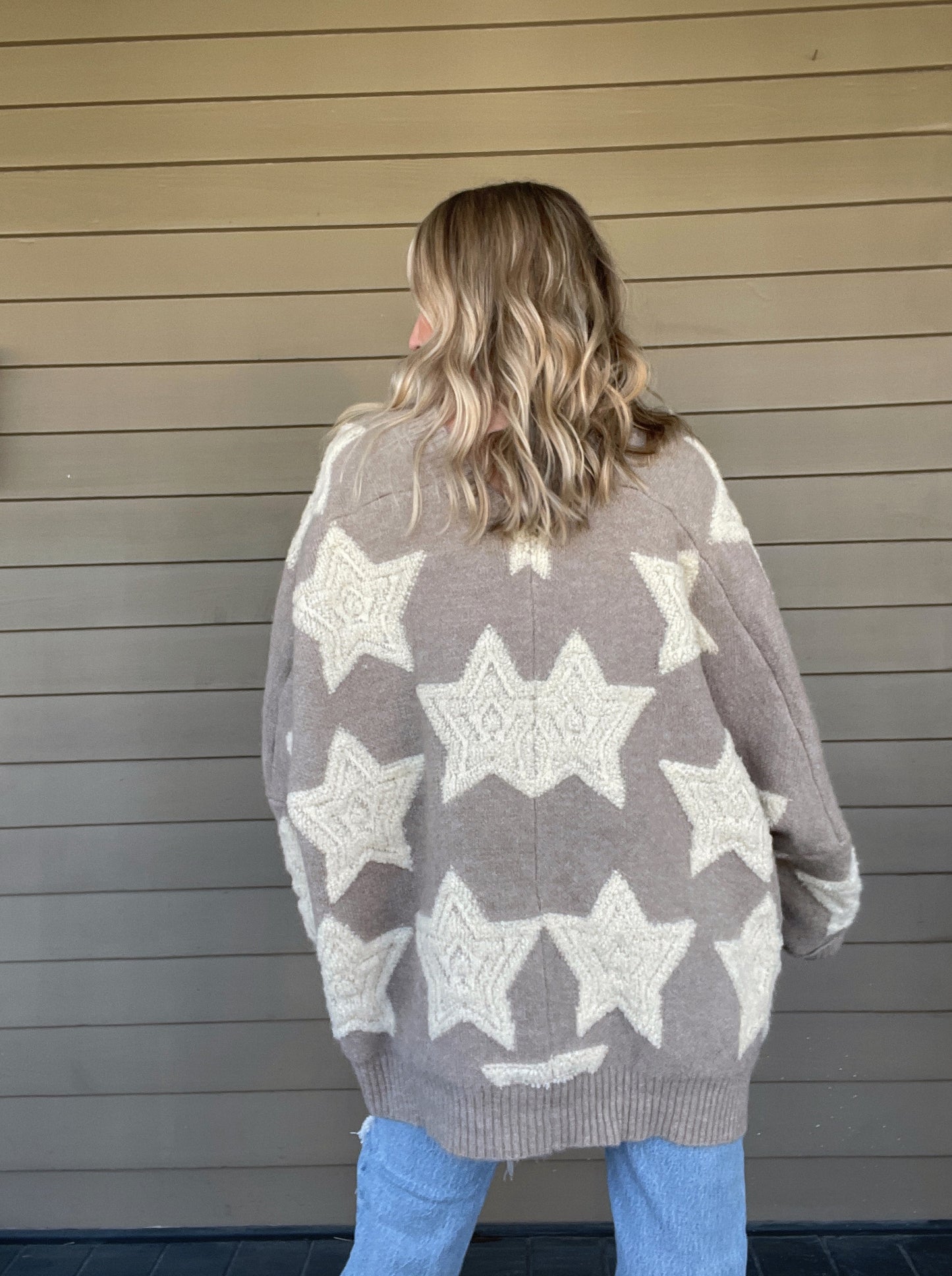 Star Knitted Cardigan  Oversized Star Pullover Sweater Cardigan Long drop-shoulder sleeves Open front and button down Oversize fit 49% Acrylic, 35% Polyester, 14% Nylon, 2% Spandex Color: Taupe Multi